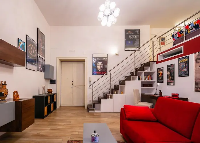 Actors House By Napoliapartments